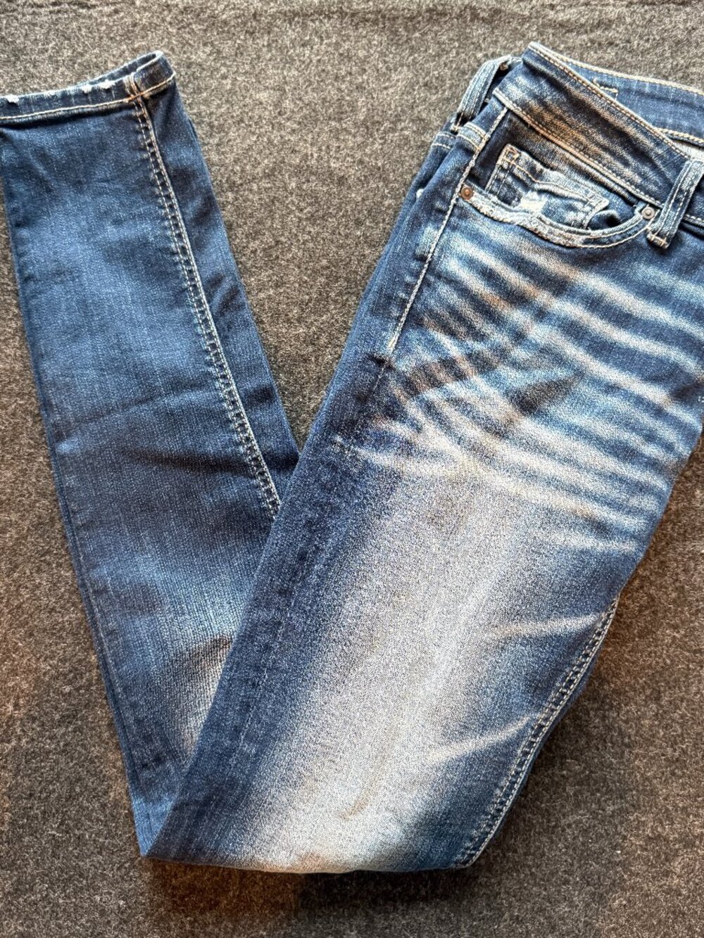 BKE Stella Skinny Distressed Jeans Women's 26 Medium Wash Buckle